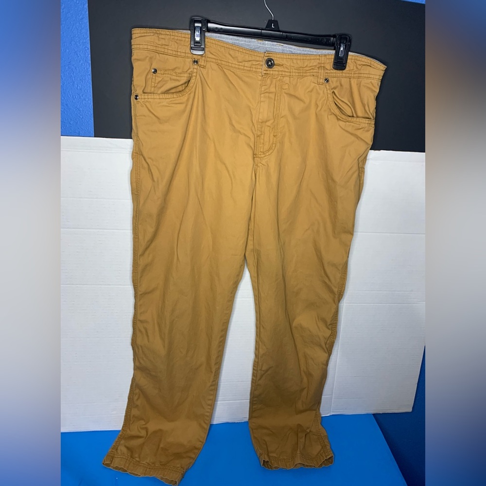 Columbia Moisture Wicking Pants